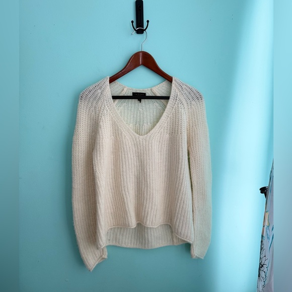 Rag & Bone Joseph V-Neck Sweater (M) - Picture 5 of 12